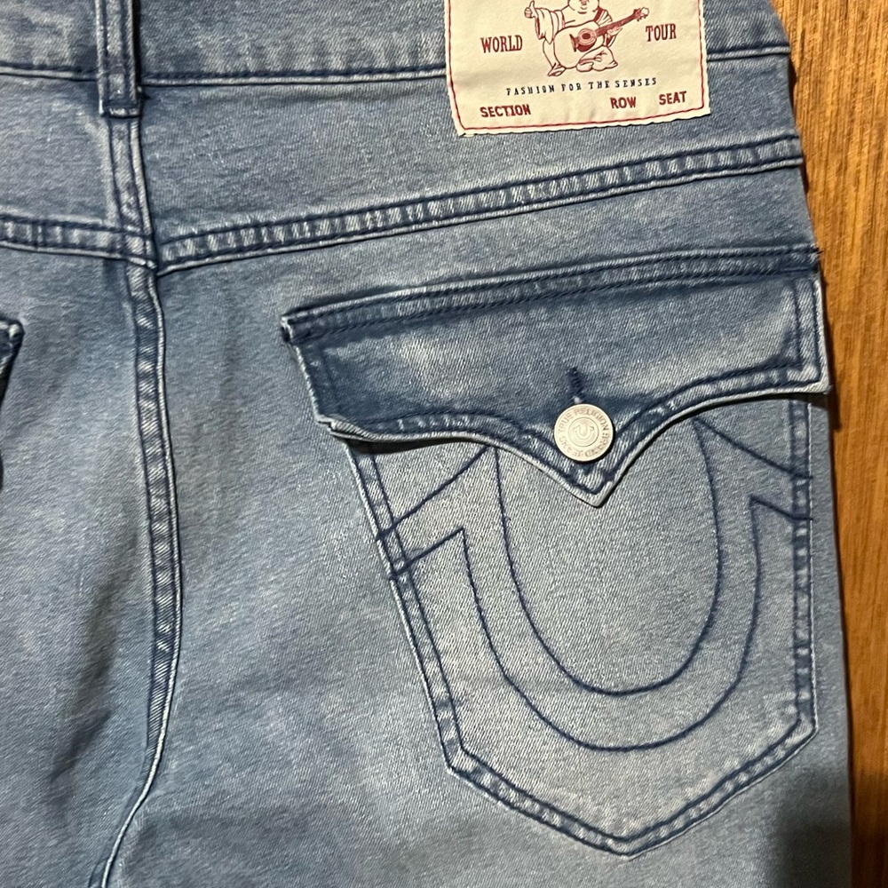 True Religion Blue Relaxed Jeans with Signature Horseshoe Stitching